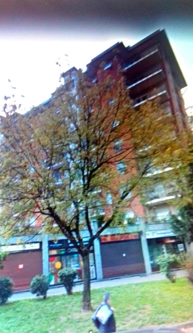 Bed & Breakfast A San Siro 75 米兰 外观 照片